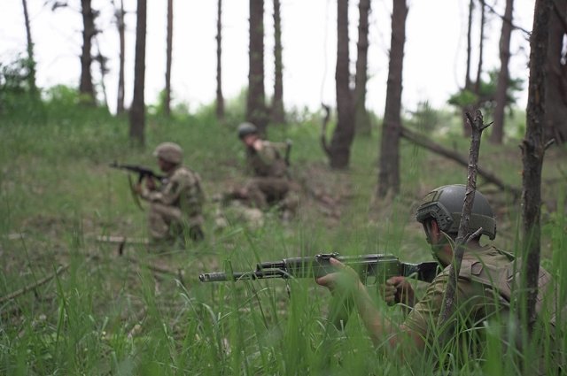 Украинский нацбатальон «Азов» вернули в зону боевых действий