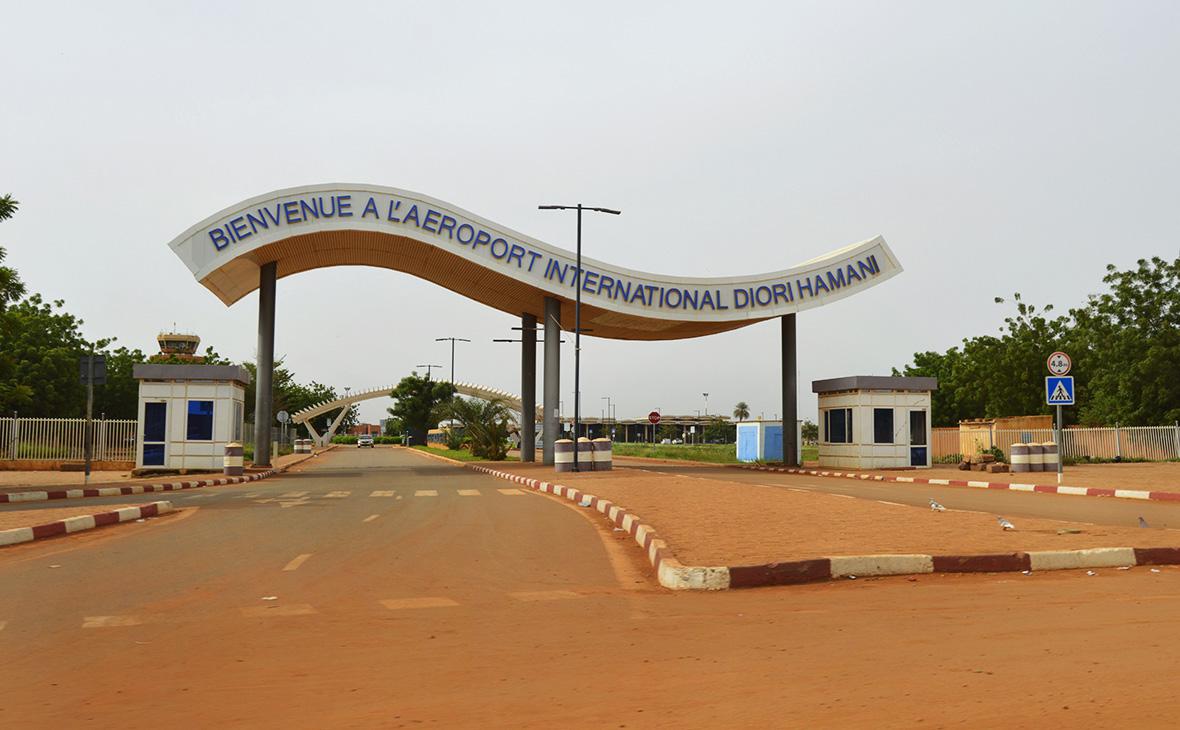 Делегация ЭКОВАС прибыла в Нигер с «жестким сигналом»