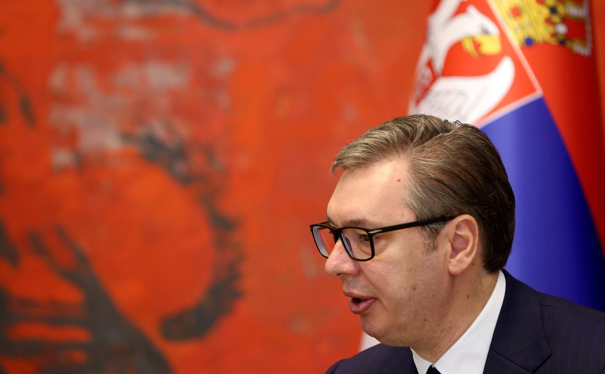 Вучич дал интервью Такеру Карлсону и заявил о «раздавленной» экономике ЕС