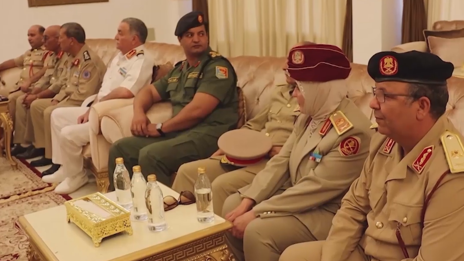 К ливийскому маршалу Хафтару впервые прибыла делегация Минобороны
