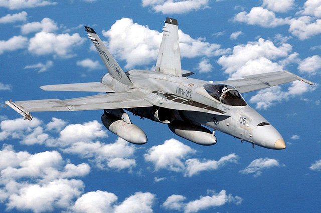 NBC: в Калифорнии разбился истребитель F-18