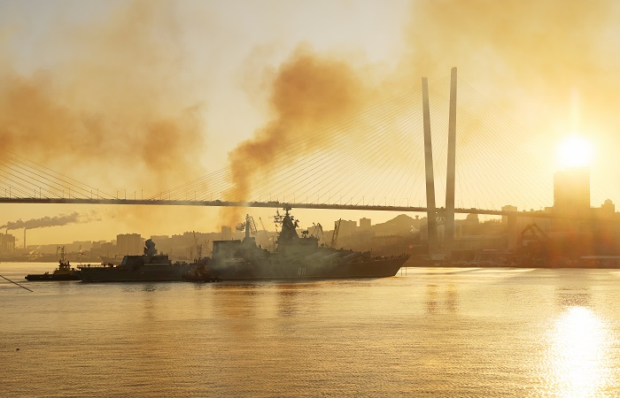 Отряд кораблей ТОФ вернулся во Владивосток после российско-китайского патрулирования океана