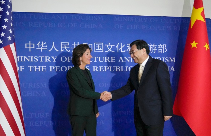 Глава Минкоммерции КНР выразил претензии американской коллеге по ряду вопросов