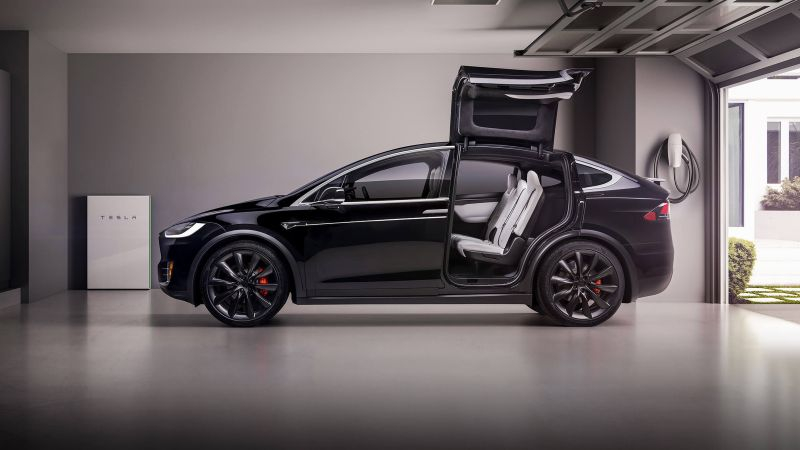 Tesla в очередной раз обвалила цены на Model S и Model X, а также удешевила автопилот в США и Канаде