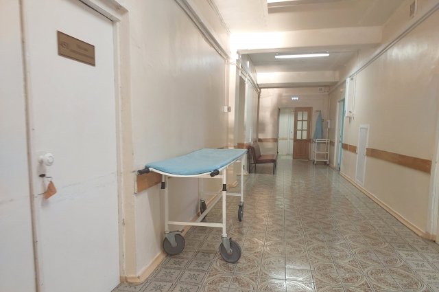 Сотрудница избиркома в ДНР остается в больнице после обстрела Волновахи ВСУ
