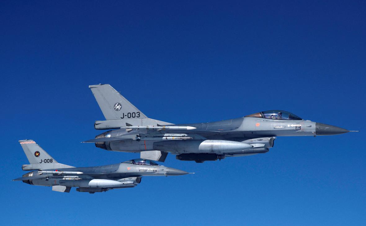 WSJ узнала о планах Киева начать применять F-16 этой зимой