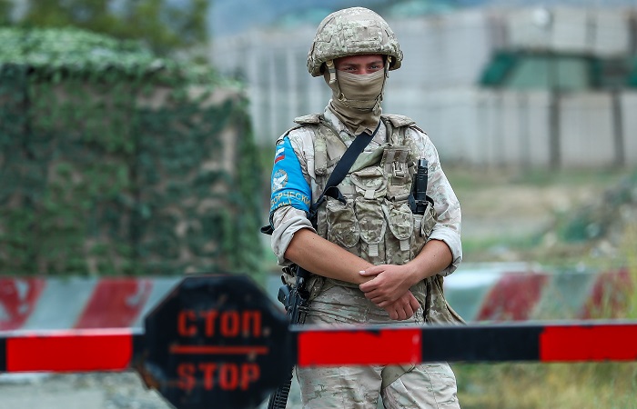 Миротворцы РФ эвакуировали из Нагорного Карабаха свыше 1,8 тыс. мирных жителей