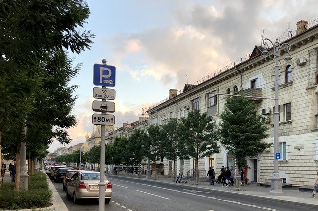 В центре Севастополя ограничили движение транспорта после удара ВСУ