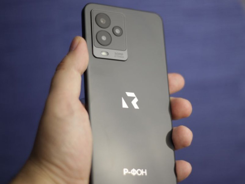 В России запустили производство антишпионского смартфона «Р-фон» на ОС «Роса Мобайл»