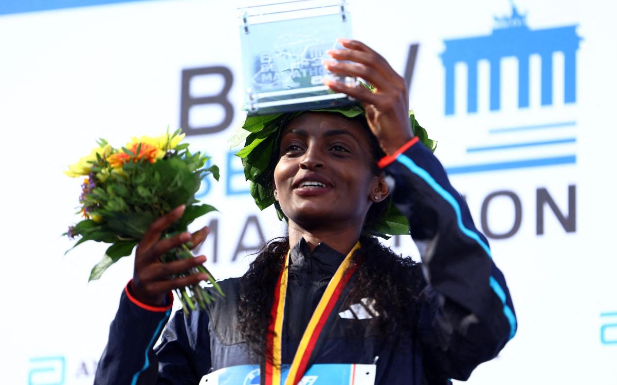 Эфиопка Ассефа выиграла Берлинский марафон с мировым рекордом