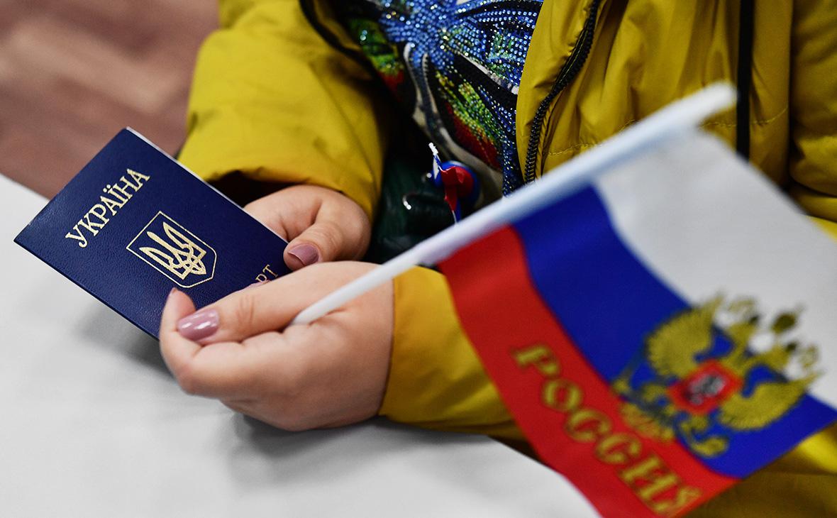 Украинцы смогут въезжать в Россию по истекшим внутренним паспортам