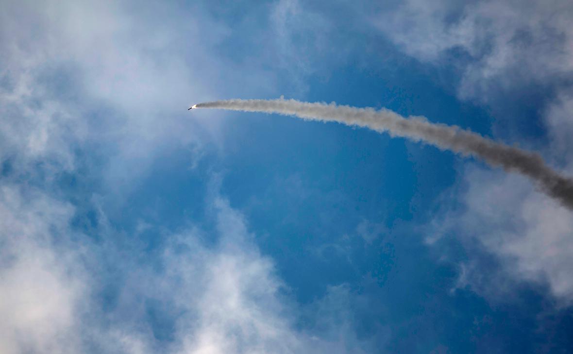 По Израилю со стороны Ливана выпустили 12 ракет