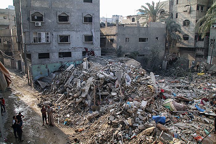 Израиль нанес удары по 426 целям в секторе Газа