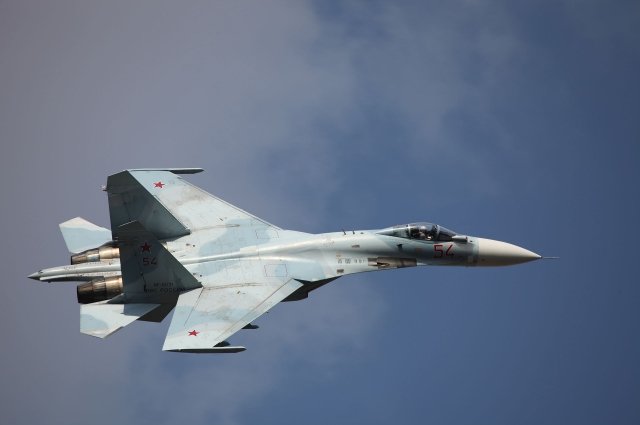 Су-27 пресек попытку беспилотника нарушить границу над Черным морем
