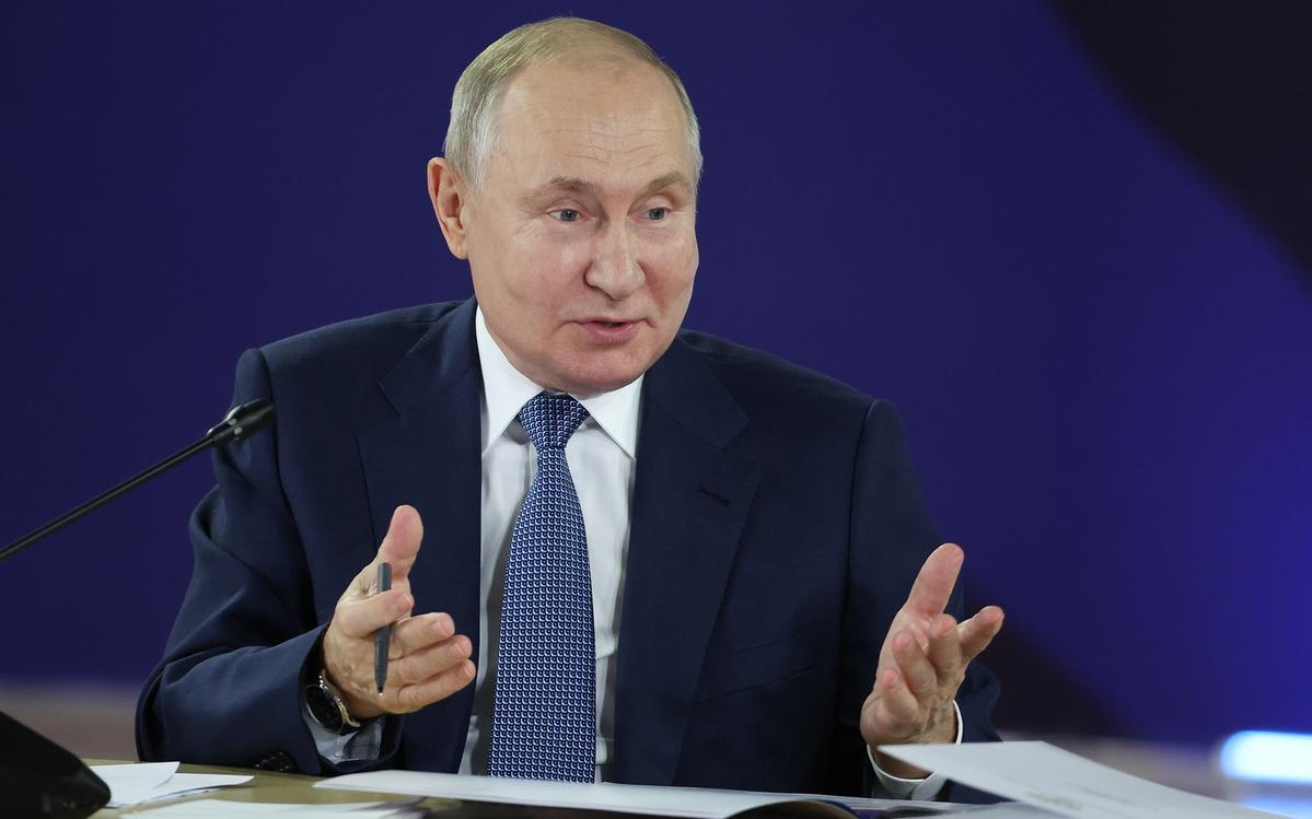 Путин призвал разобраться с «дельцами от хоккея» из-за отъезда игроков