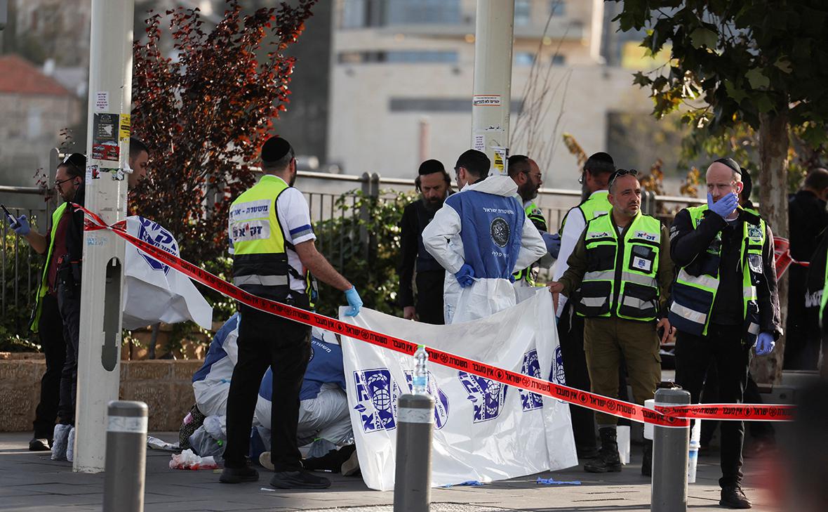 В Иерусалиме при стрельбе погибла женщина и пострадали восемь человек