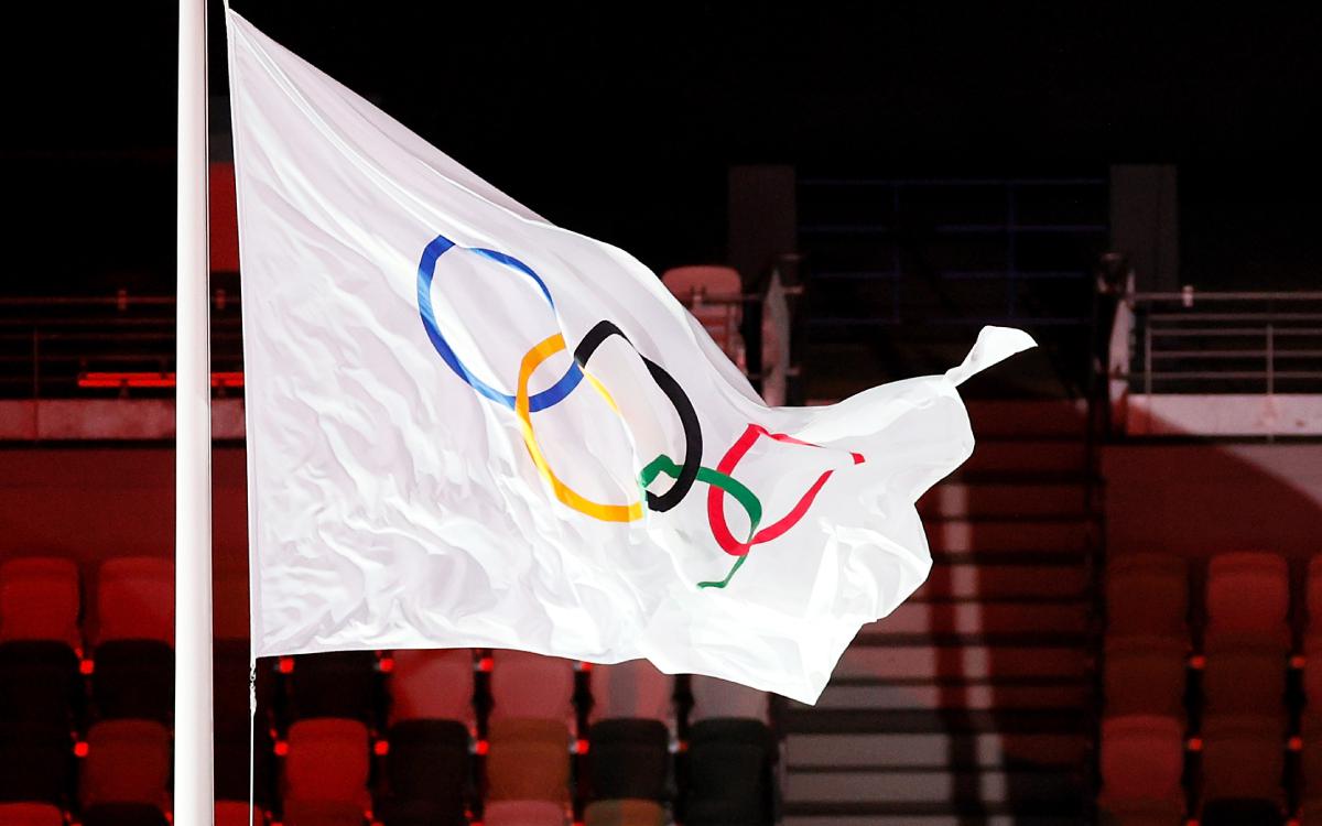 Поздняков назвал ритуальными танцами отсрочку решения МОК по Олимпиаде