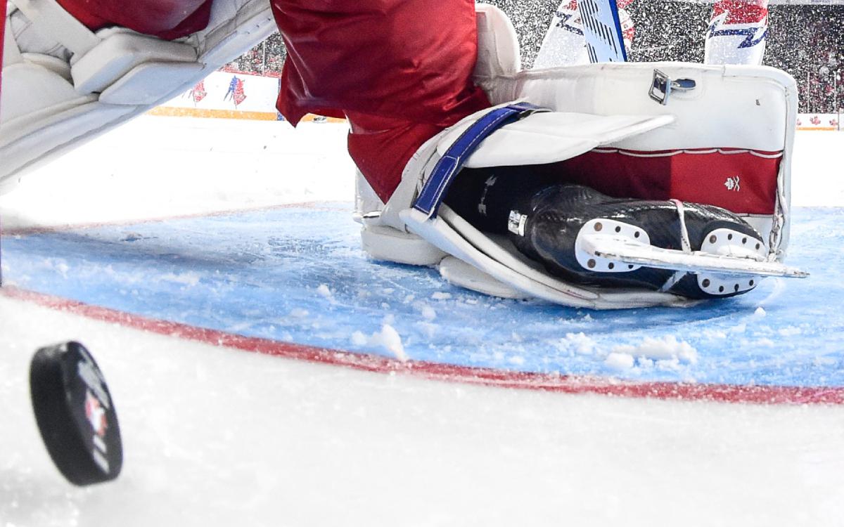 IIHF ввела обязательную защиту шеи после смерти хоккеиста от удара конька