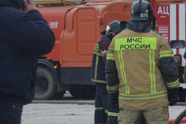 В центре Нижнего Новгорода загорелось кафе