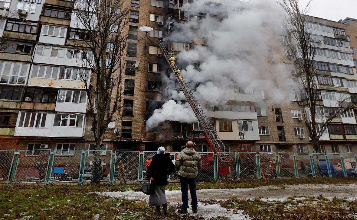 В Донецке под удары ВСУ попали школа, больница и жилая многоэтажка