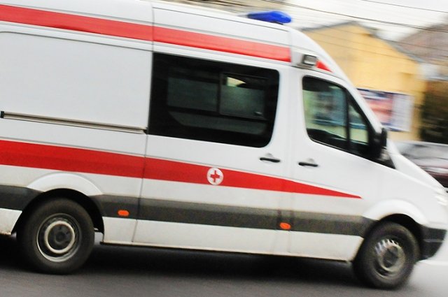 Семь детей получили травмы при обрушении горки в Хакасии