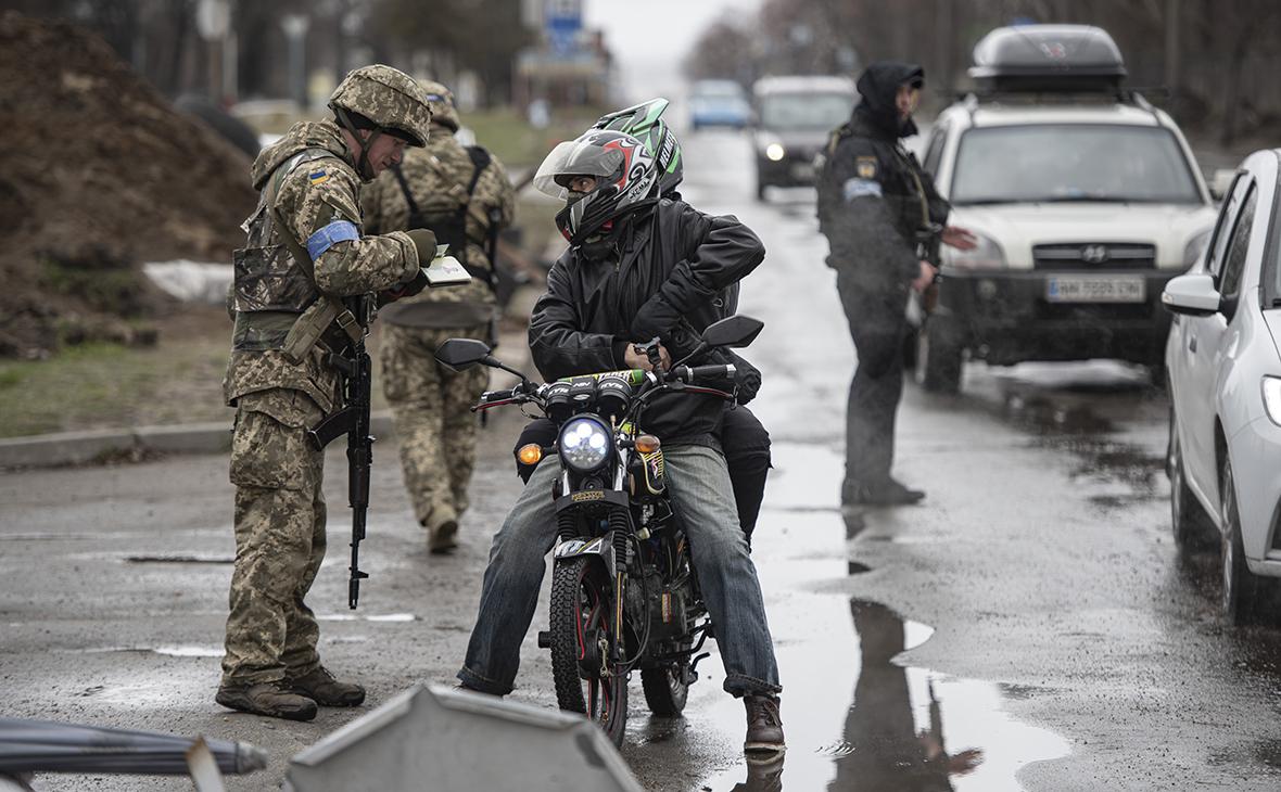 В Киеве сообщили о выдаче повесток на блокпостах