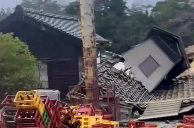Kyodo News: при землетрясениях в Японии пострадали минимум 30 человек