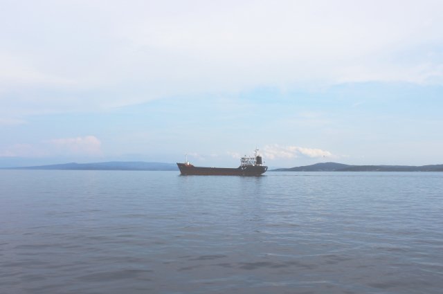 В Турции отбуксировали еще один танкер, следовавший в Россию
