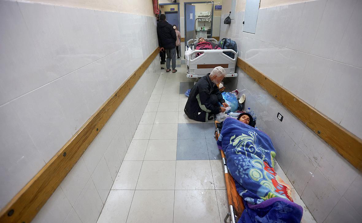 Красный Полумесяц обвинил Израиль в атаке на больницу в секторе Газа