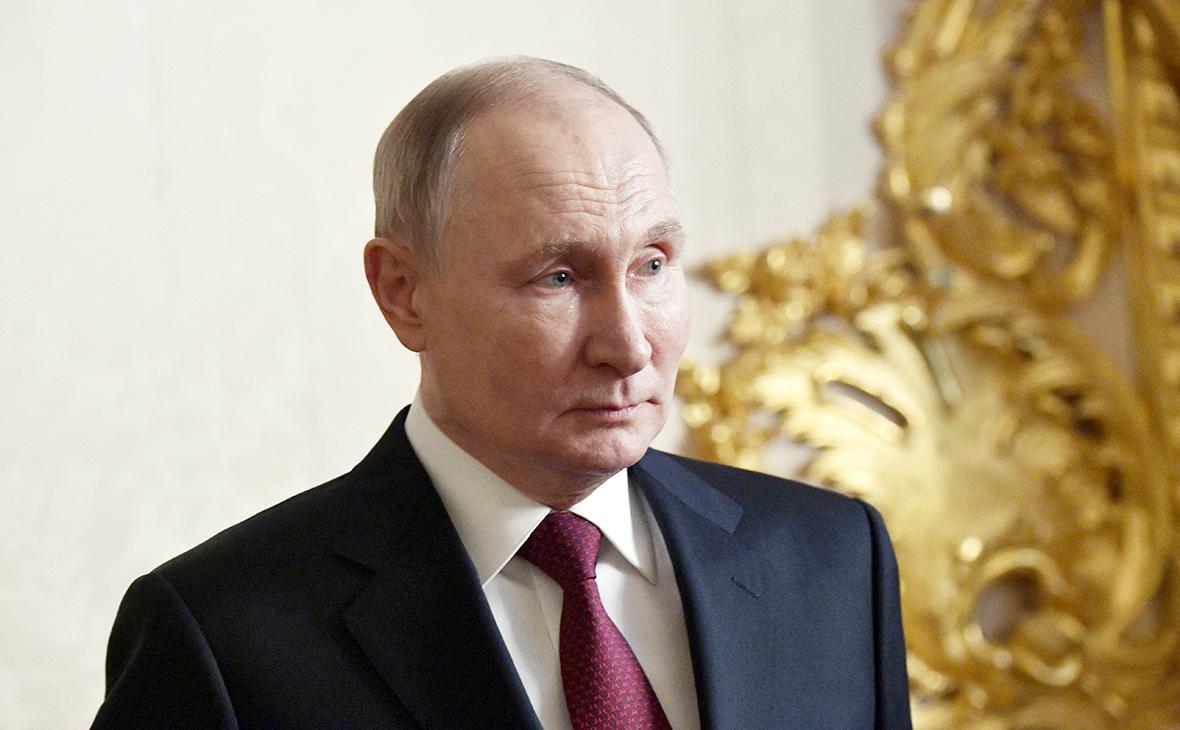 Кремль отказался считать поездку Путина в Калининград посланием НАТО