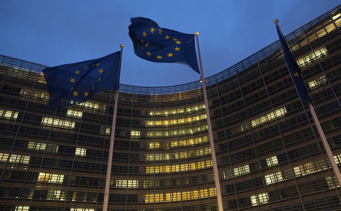 Послы ЕС одобрили использование прибыли от российских активов для Украины