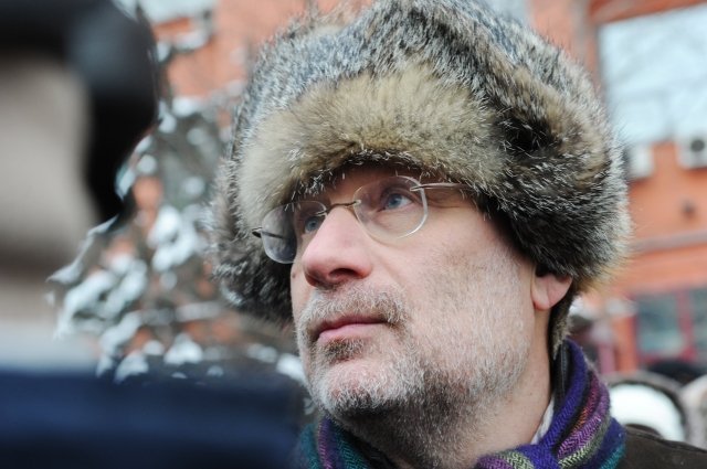 В Москве суд заочно арестовал писателя Бориса Акунина