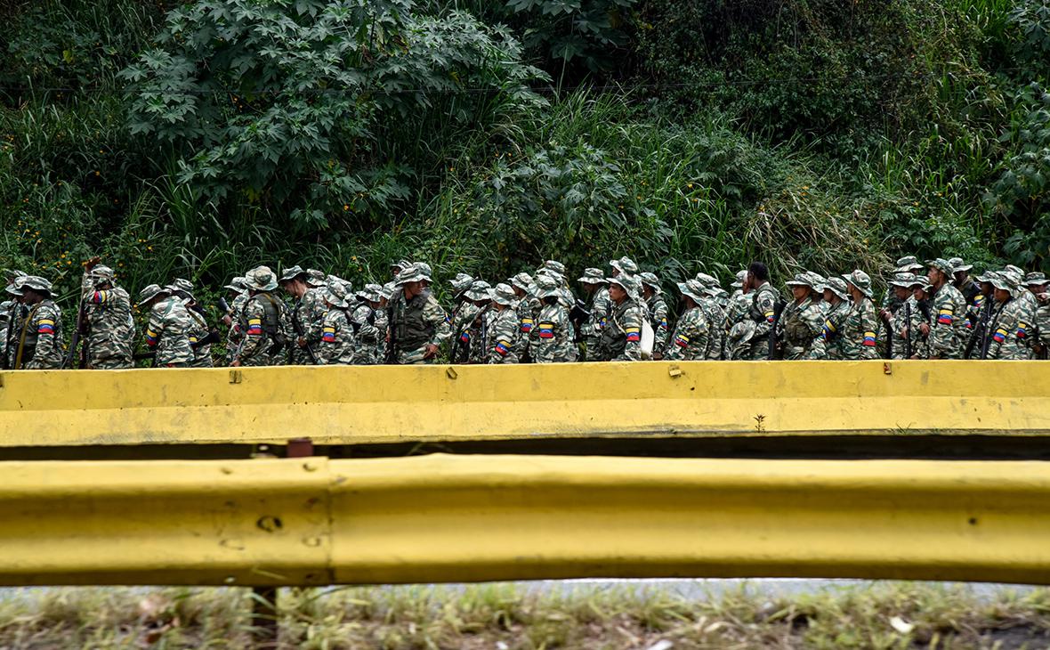 Венесуэла нарастила военные силы у спорной с Гайаной территории