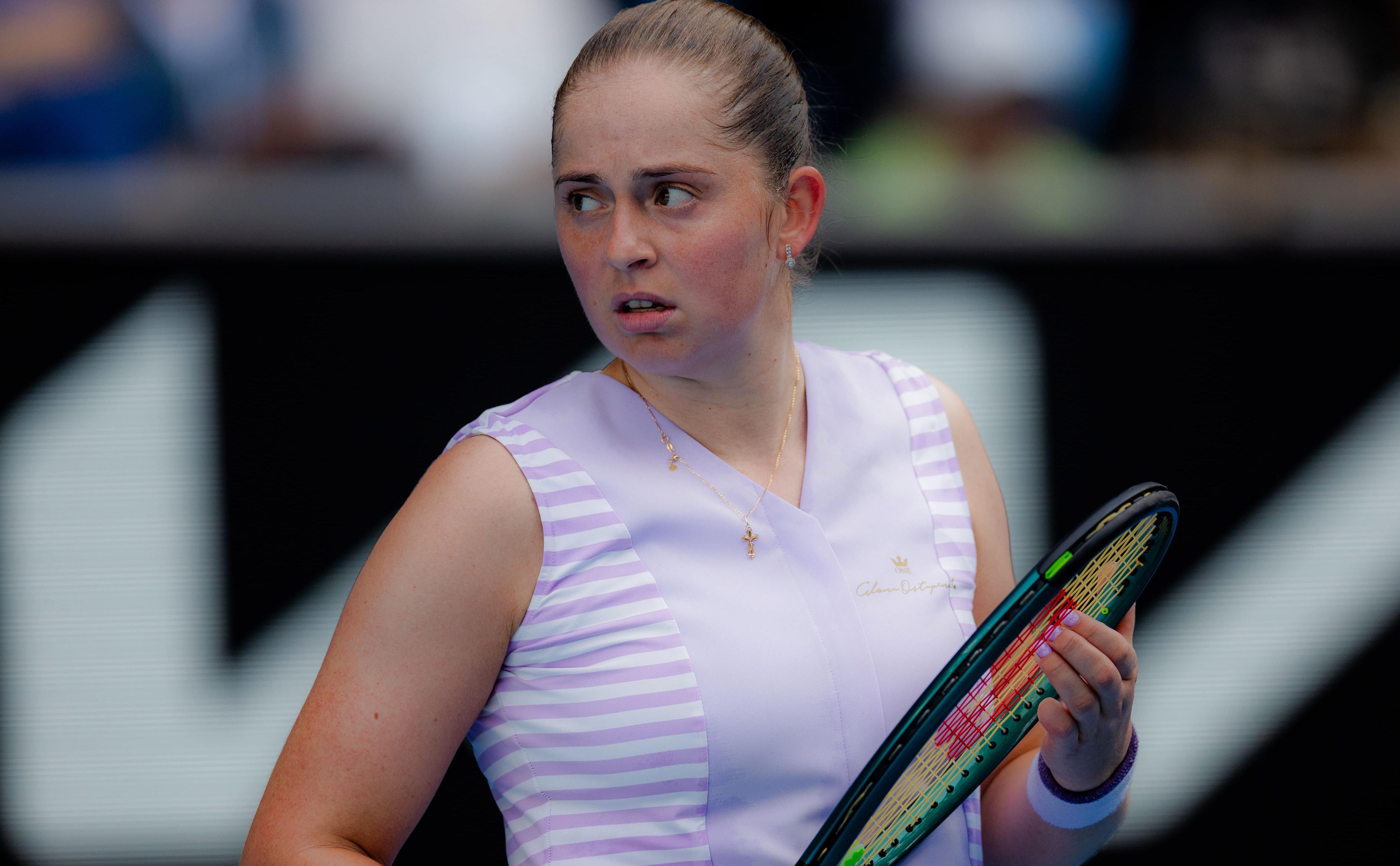 Теннисистка из Латвии Остапенко отказалась пожать руку белоруске Азаренко