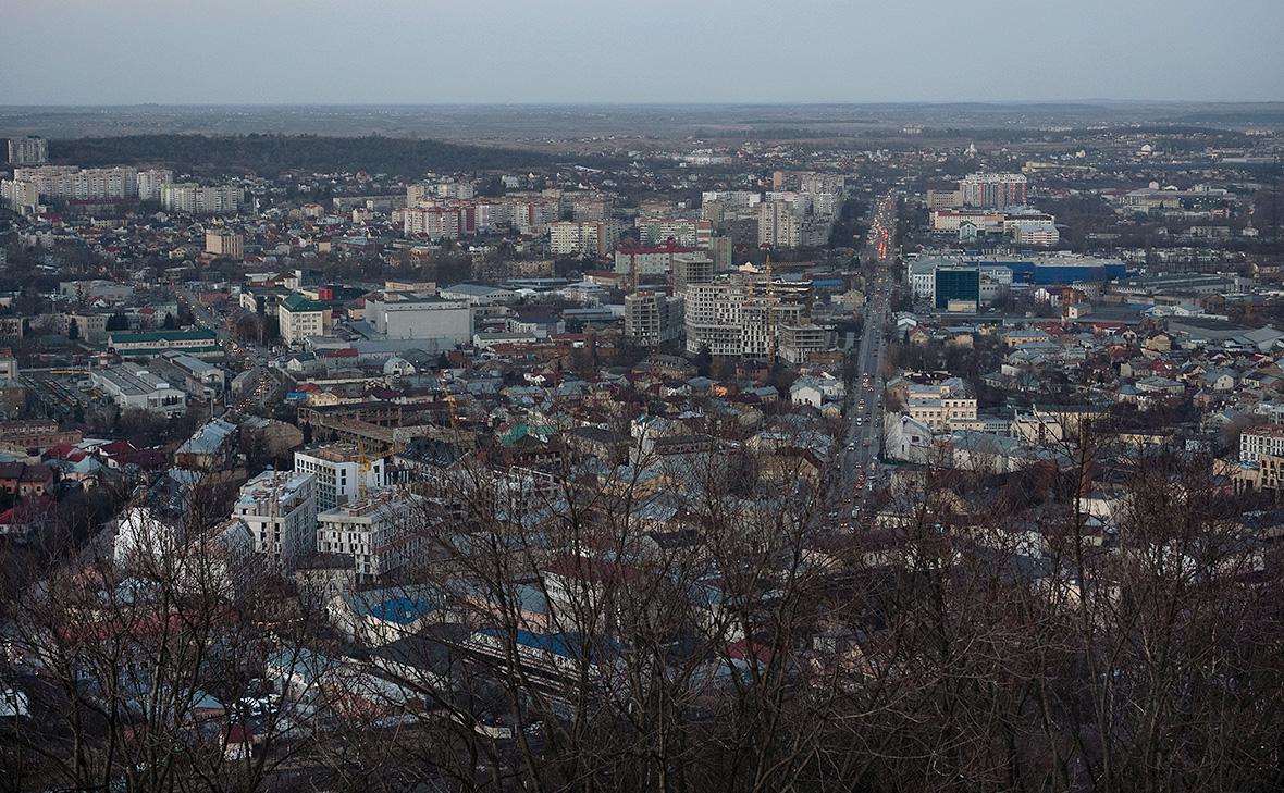 Украинские власти заявили о взрывах на инфраструктуре во Львове и Полтаве