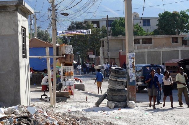 AFP: десять человек погибли при массовом побеге заключенных из тюрьмы Гаити