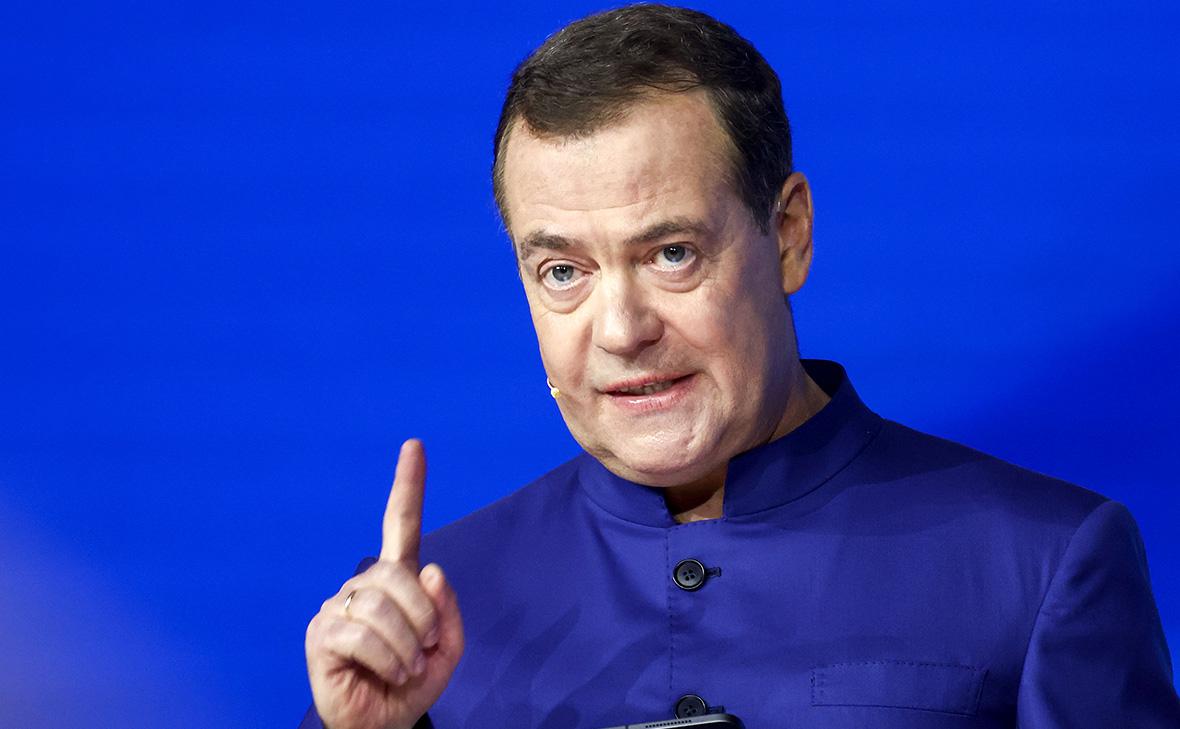 Медведев рассказал о границах России, которые «шире географических»