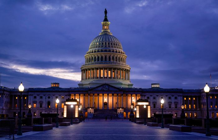 Сенат США одобрил пакет законопроектов о расходах в 2024 финансовом году