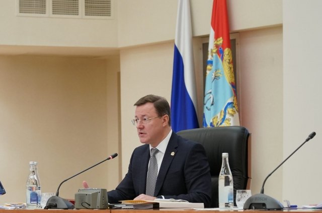 Губернатор Азаров: БПЛА атаковали два НПЗ в Самарской области