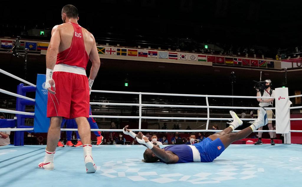Российские боксеры отказались от участия в Олимпиаде без флага