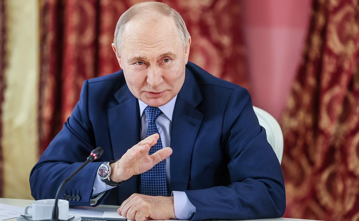 Путин заявил о недружественных России зарубежных элитах