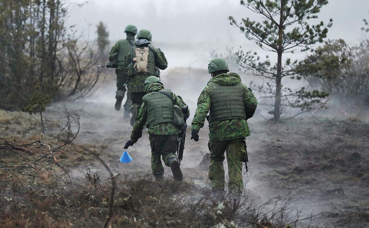 В Финляндии и Литве поддержали слова Макрона о войсках на Украине