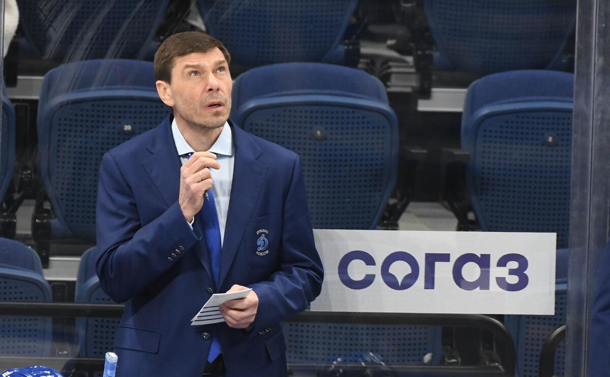 «Динамо» решило не увольнять тренера после провала в плей-офф КХЛ