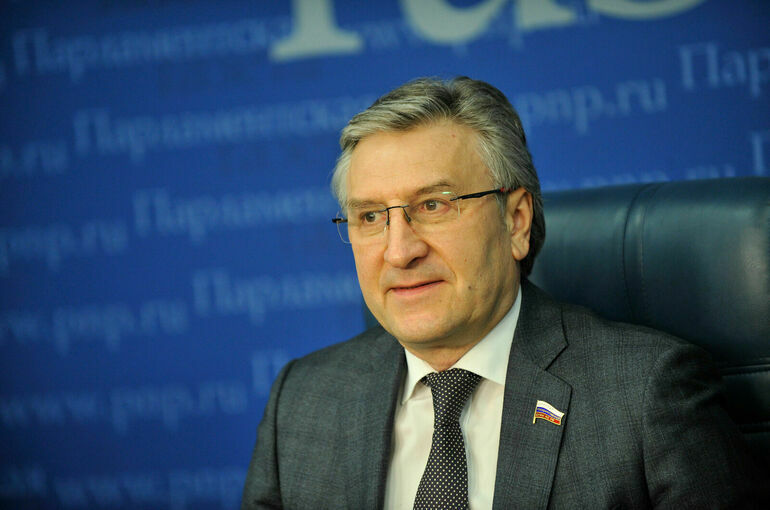 Депутат Фаррахов рассказал, как восполнить дефицит кадров в здравоохранении