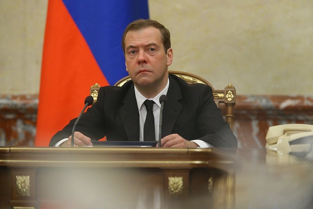 Медведев призвал ужесточить наказание для отелей за завышение звездности