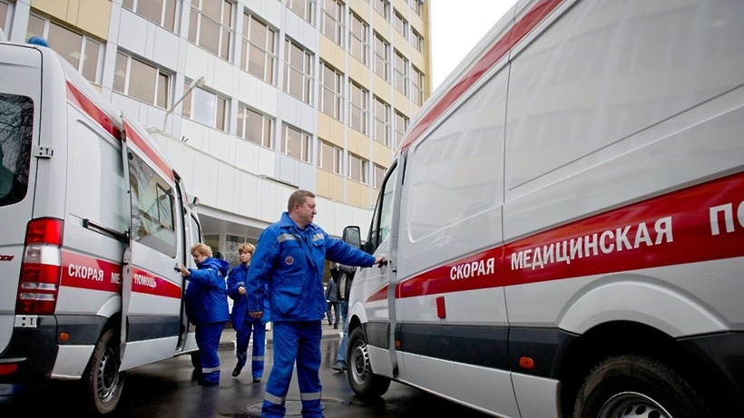 Медики отпустили домой 3 пострадавших после массовой драки в центре Москвы