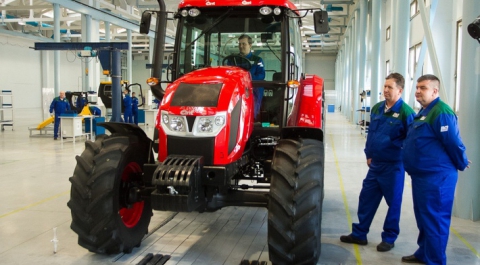 На Ковровском электромеханическом заводе начат выпуск тракторов
