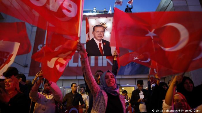 Комментарий: Новая эра в Турции, или Эрдоган получает все