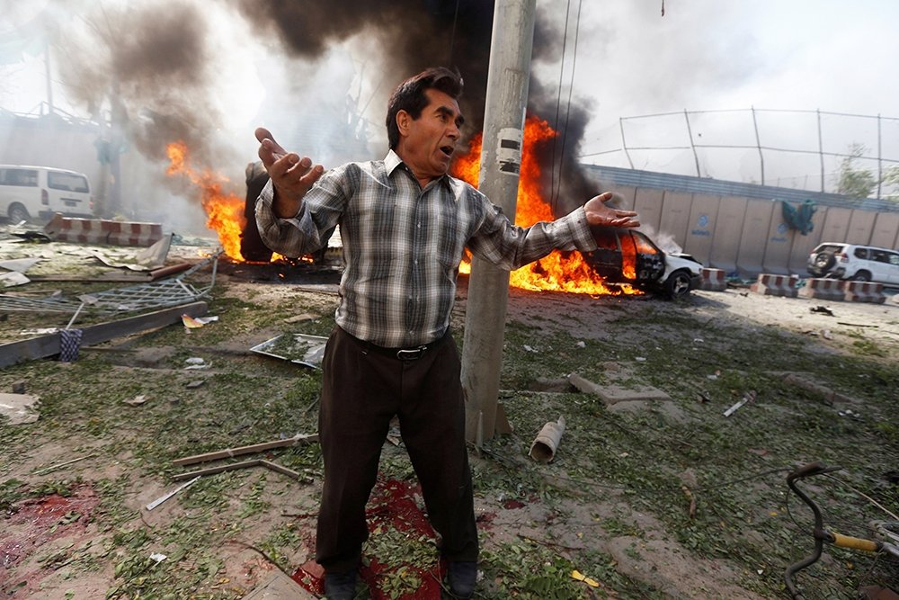 Десятки человек погибли при взрыве в Кабуле