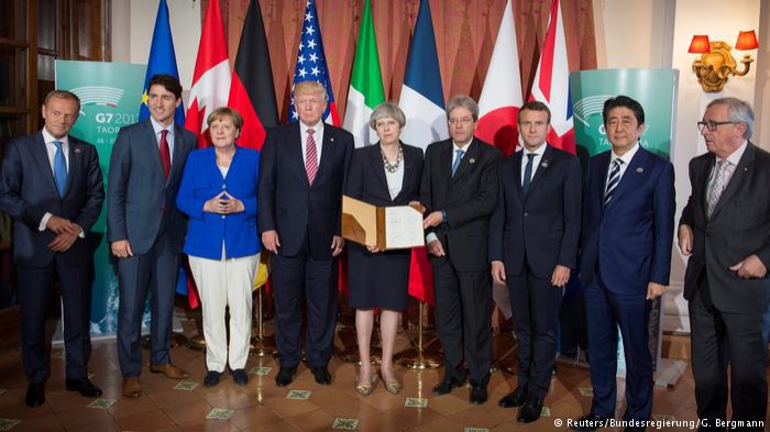 Лидеры G7 заявили о готовности ввести новые санкции против России